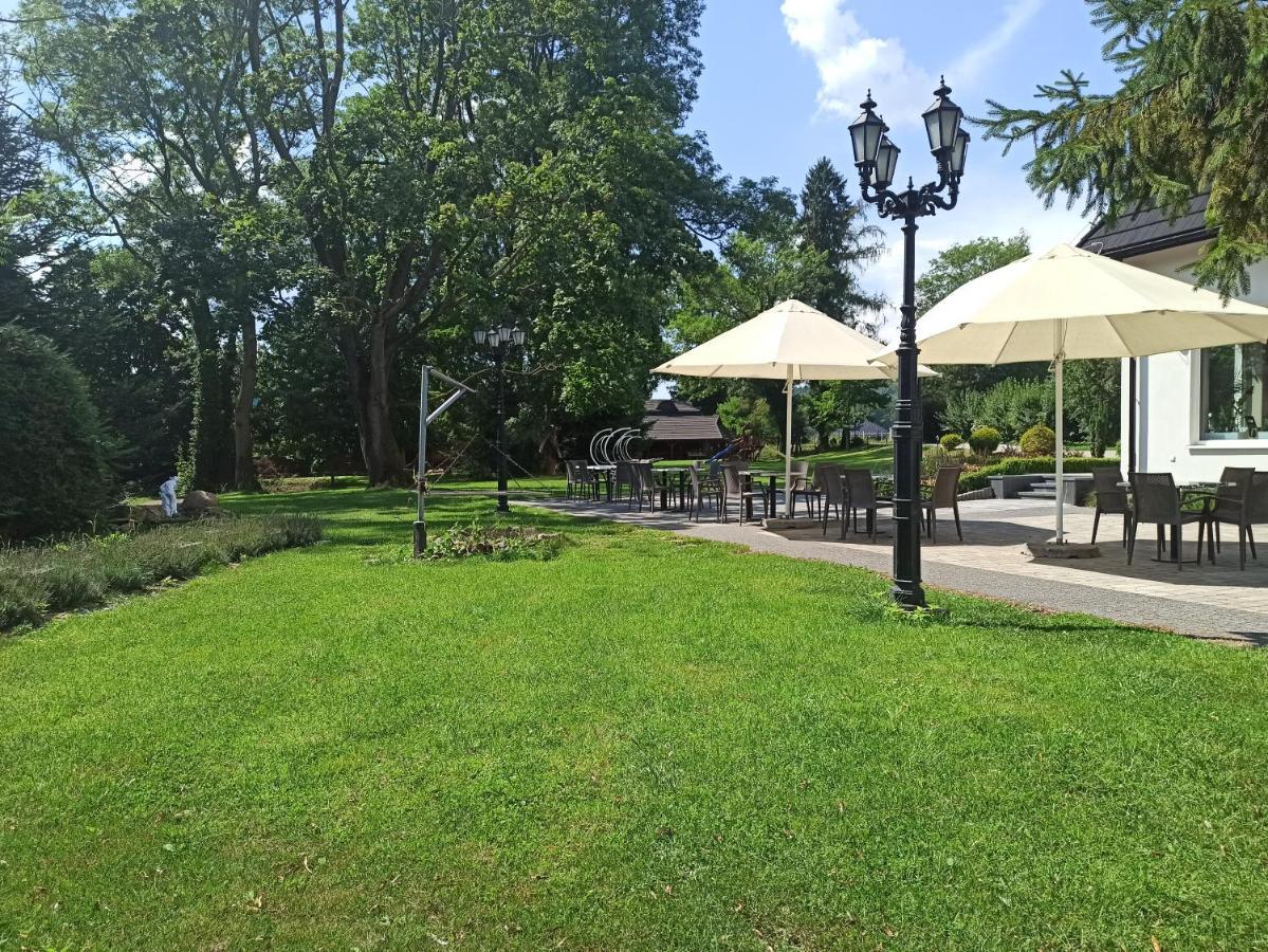 Hotel Dwor 3*